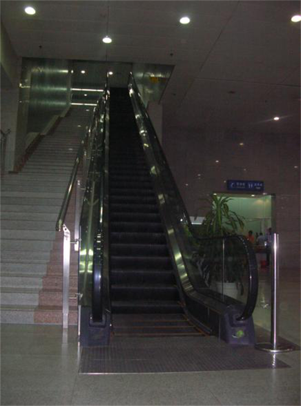 南京火车站.png